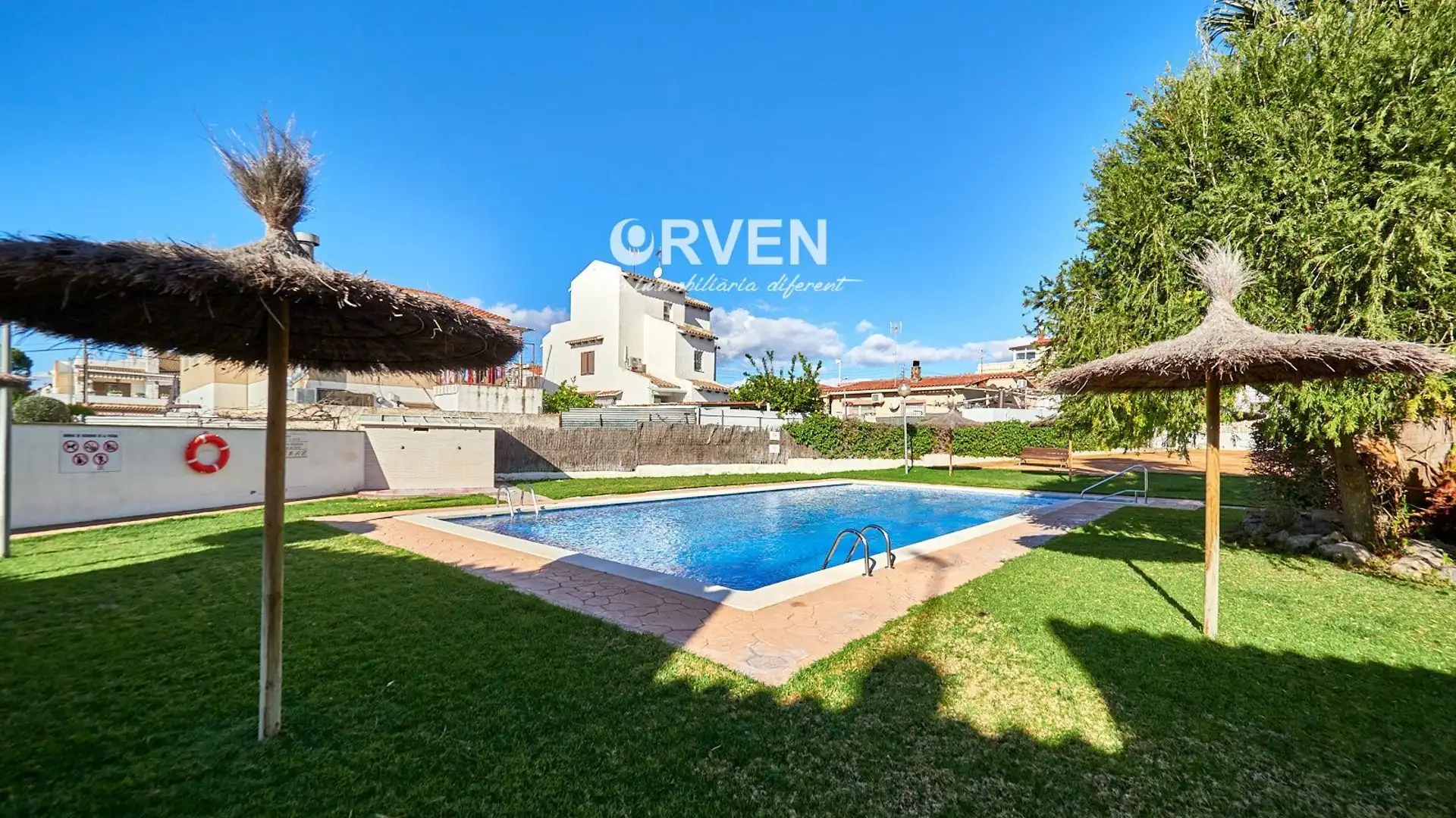 Jardí de Casa adosada en venda en Creixell amb Calefacció, Traster i Piscina