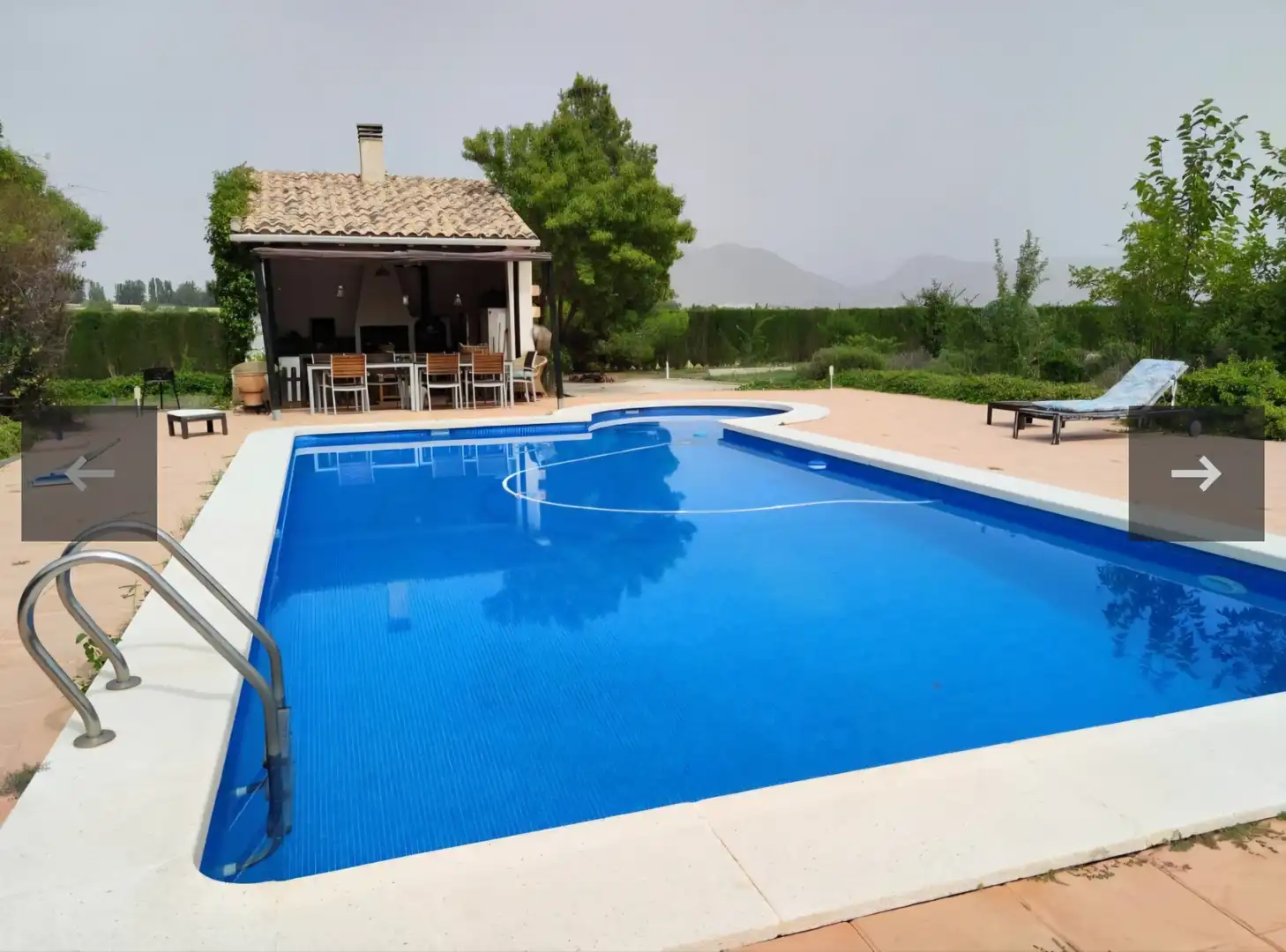Piscina de Finca rústica en venda en Caravaca de la Cruz amb Jardí privat, Piscina i Moblat