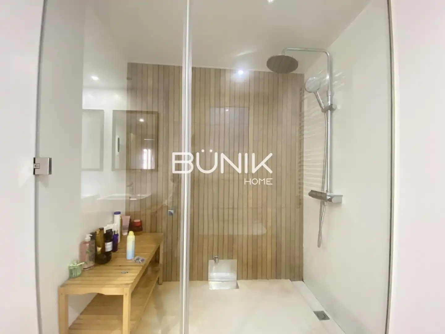 Bathroom of Flat for rent in Eixample