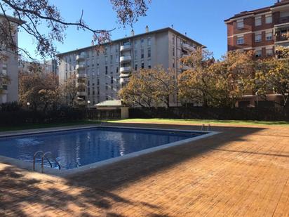 Swimming pool of Flat for sale in Cerdanyola del Vallès  with Air Conditioner, Swimming Pool and Balcony