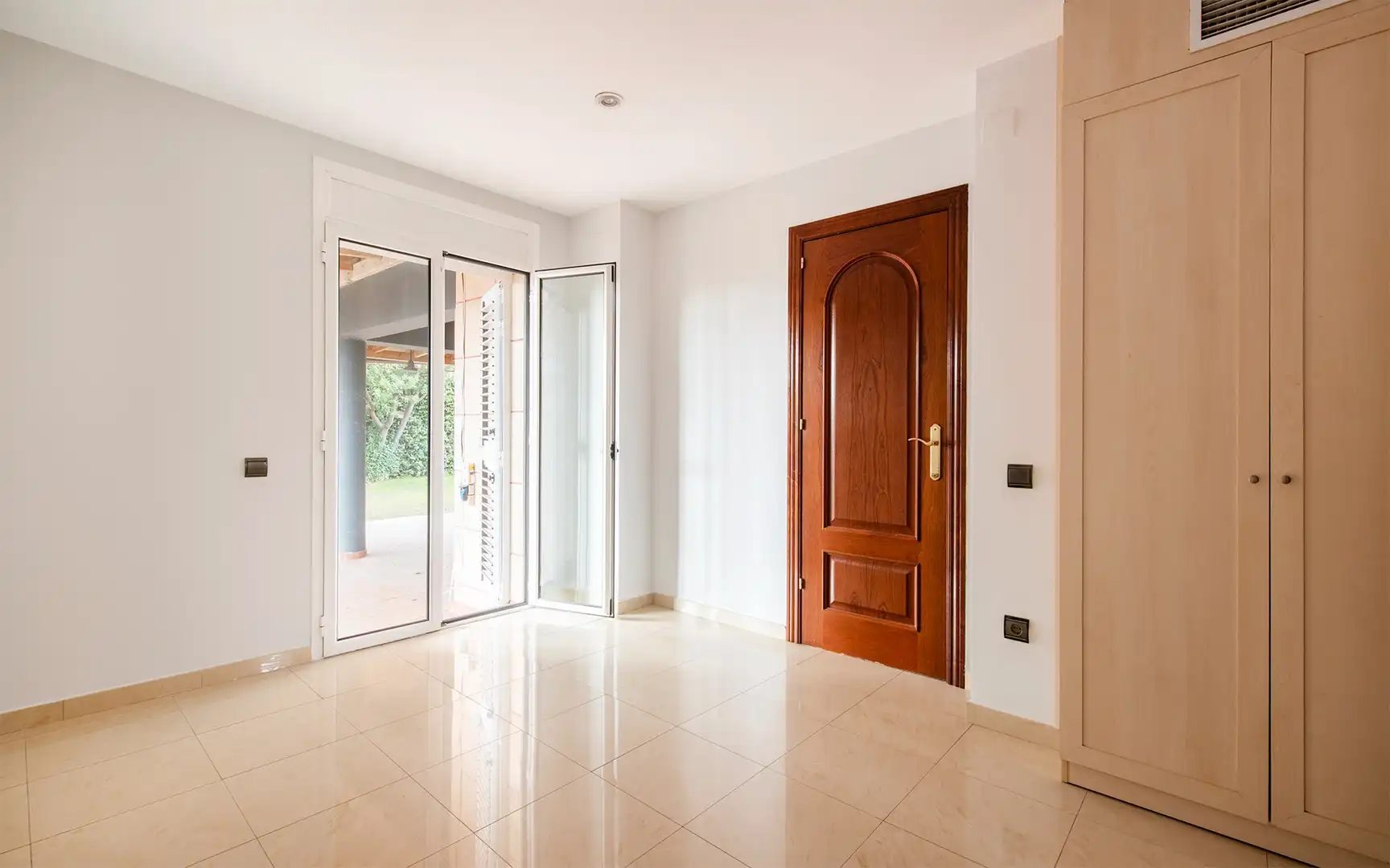 Casa o chalet en venta en Sant Boi de Llobregat con Aire acondicionado, Jardín privado y Trastero