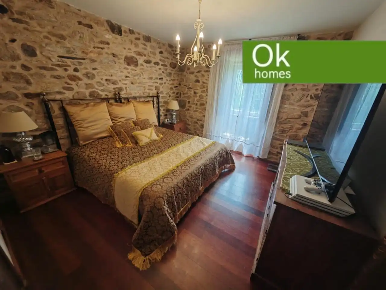 Schlafzimmer von Country house zum Verkauf in Sobrado (A Coruña) mit Heizung, Privatgarten und Parkett