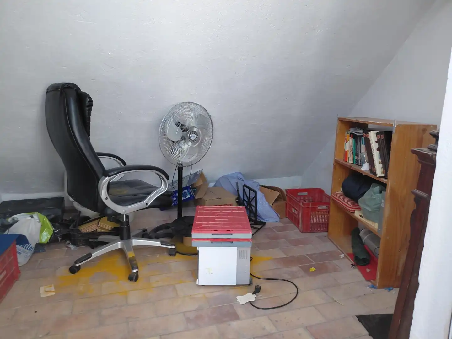 Flat for sale in Sevilla  with Air Conditioner, Heating and Storage room