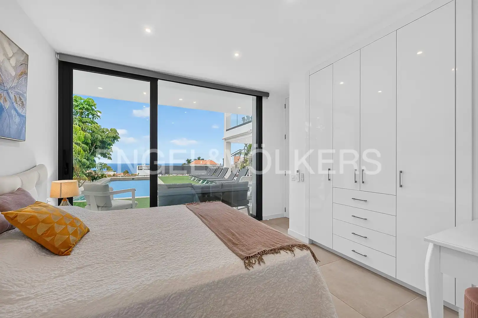 Bedroom of Houses for sale in Adeje  with Air Conditioner, Terrace and Swimming Pool