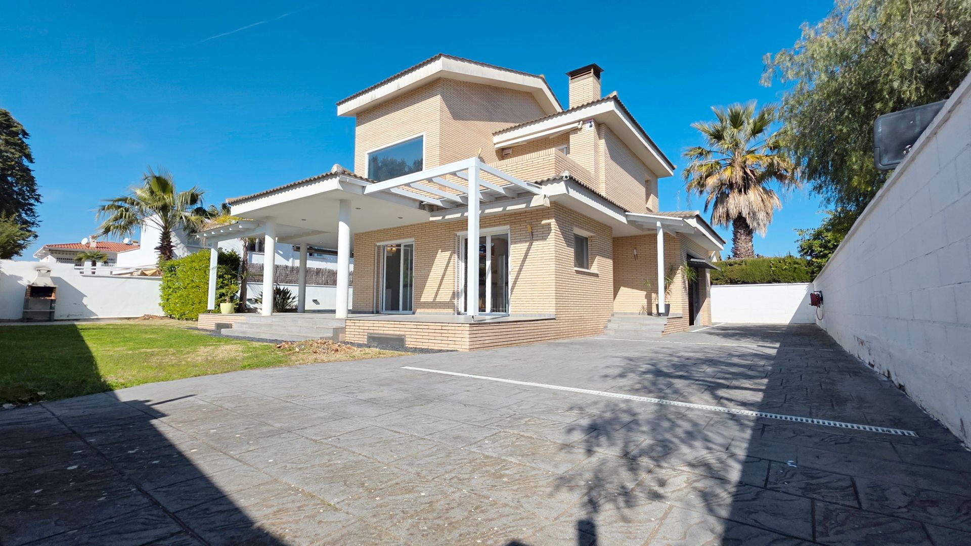 Exterior view of Houses for sale in  Tarragona Capital  with Heating, Private garden and Terrace