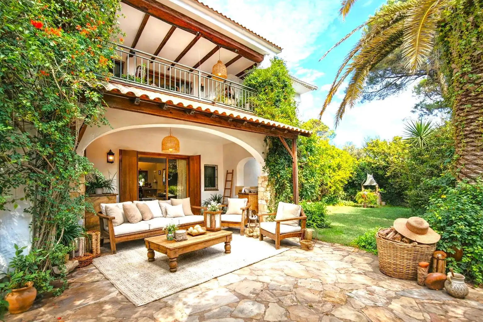 Casa amb jardí en venda a Carrer Carrer Montseny, imagen 3