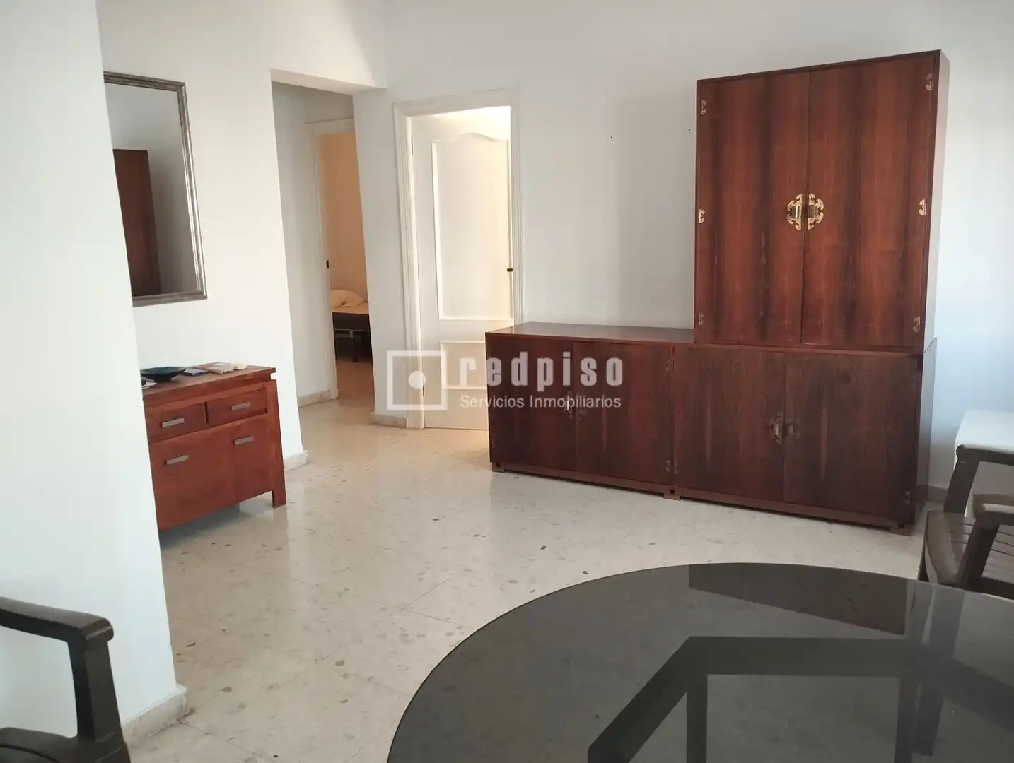 Dormitori de Pis de lloguer en Sevilla amb Aire condicionat, Calefacció i Terrassa