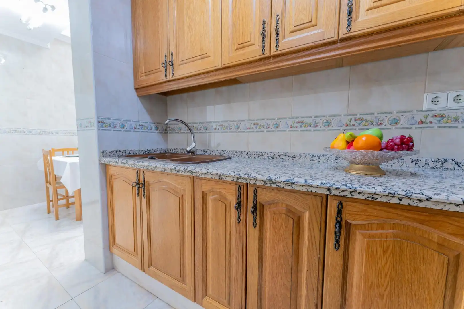 Cocina de Piso en venta en Elche / Elx con Aire acondicionado, Amueblado y Balcón