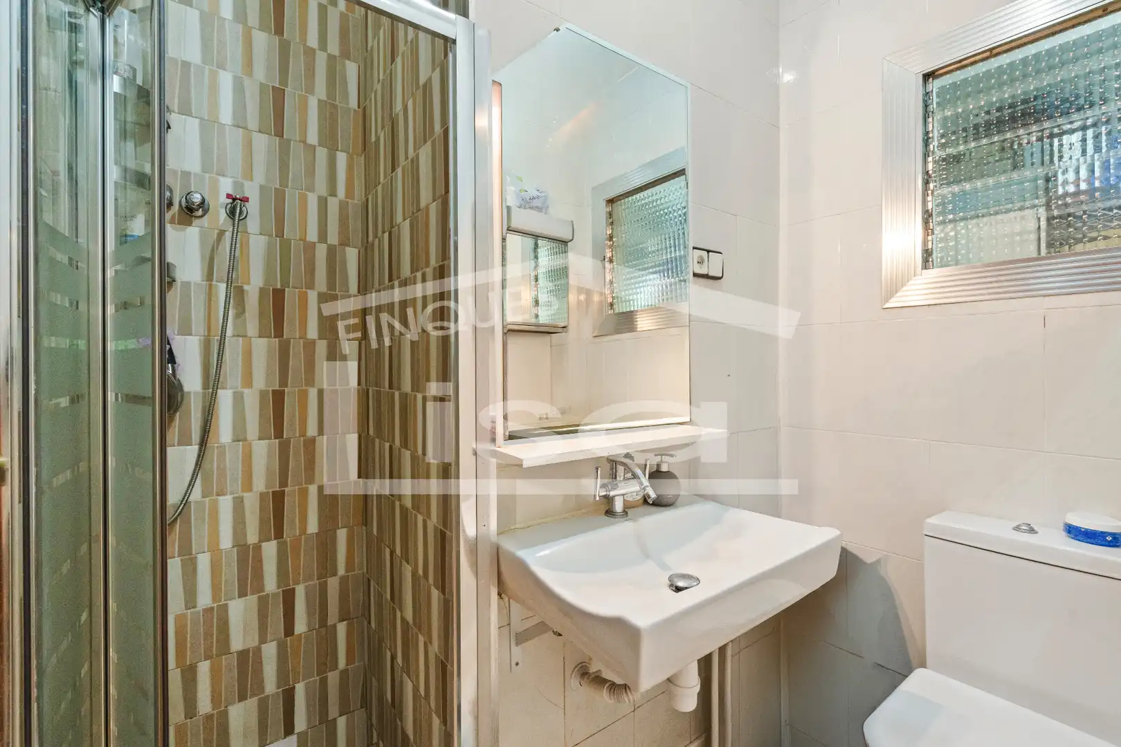 Badezimmer von Wohnung zum Verkauf in Barcelona