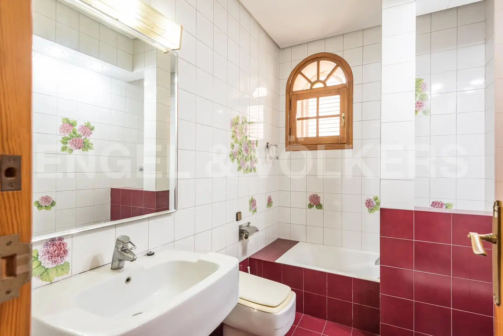 Baño de Casa o chalet en venta en Sant Fost de Campsentelles con Aire acondicionado, Calefacción y Jardín privado