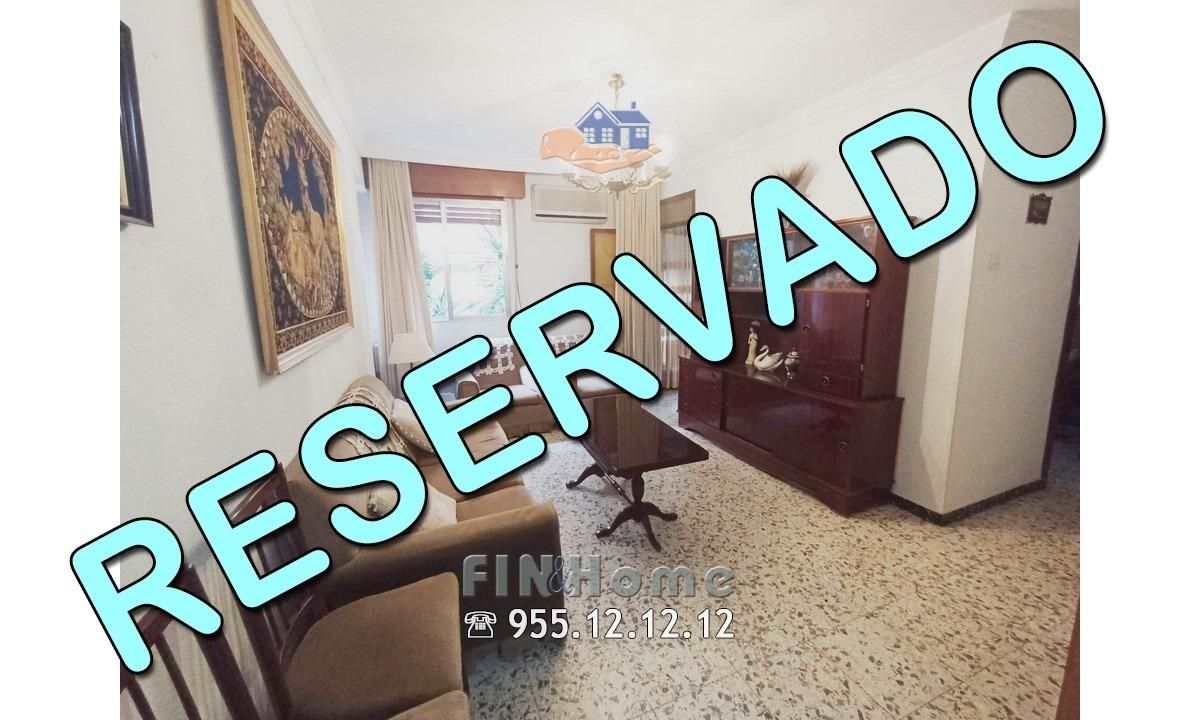 Dormitori de Pis en venda en  Sevilla Capital amb Aire condicionat i Calefacció