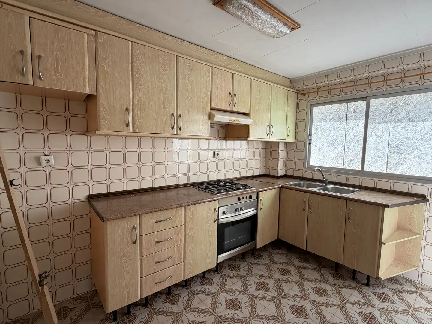 Kitchen of Flat for sale in Valencia  with Balcony