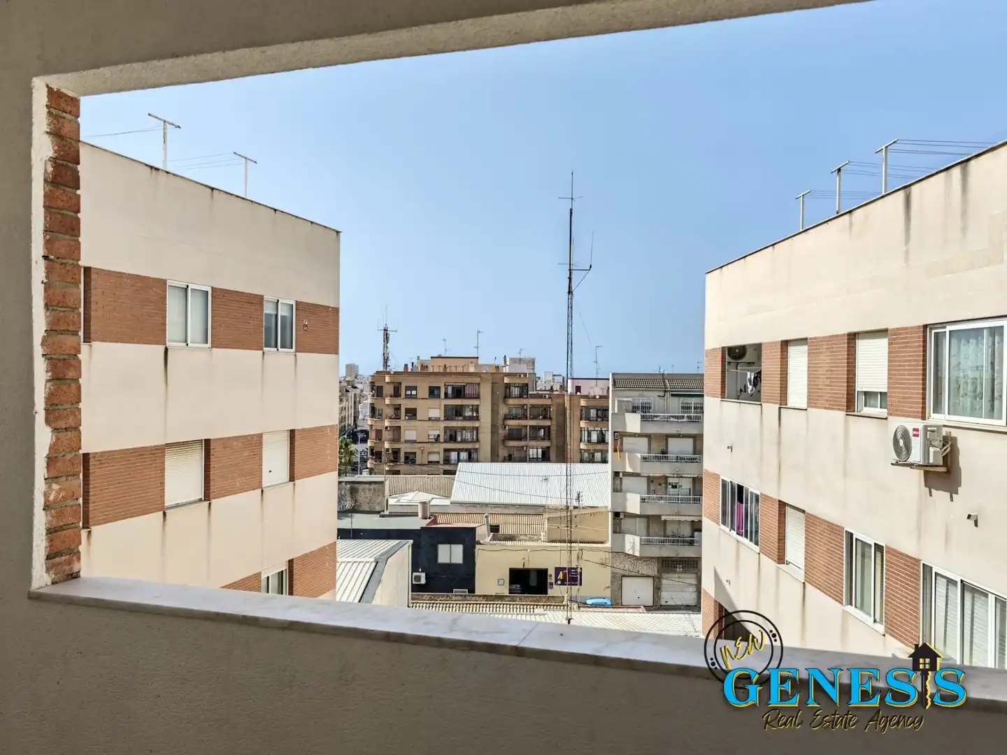 Vista exterior de Apartament en venda en Torrevieja amb Calefacció, Forn i Balcó