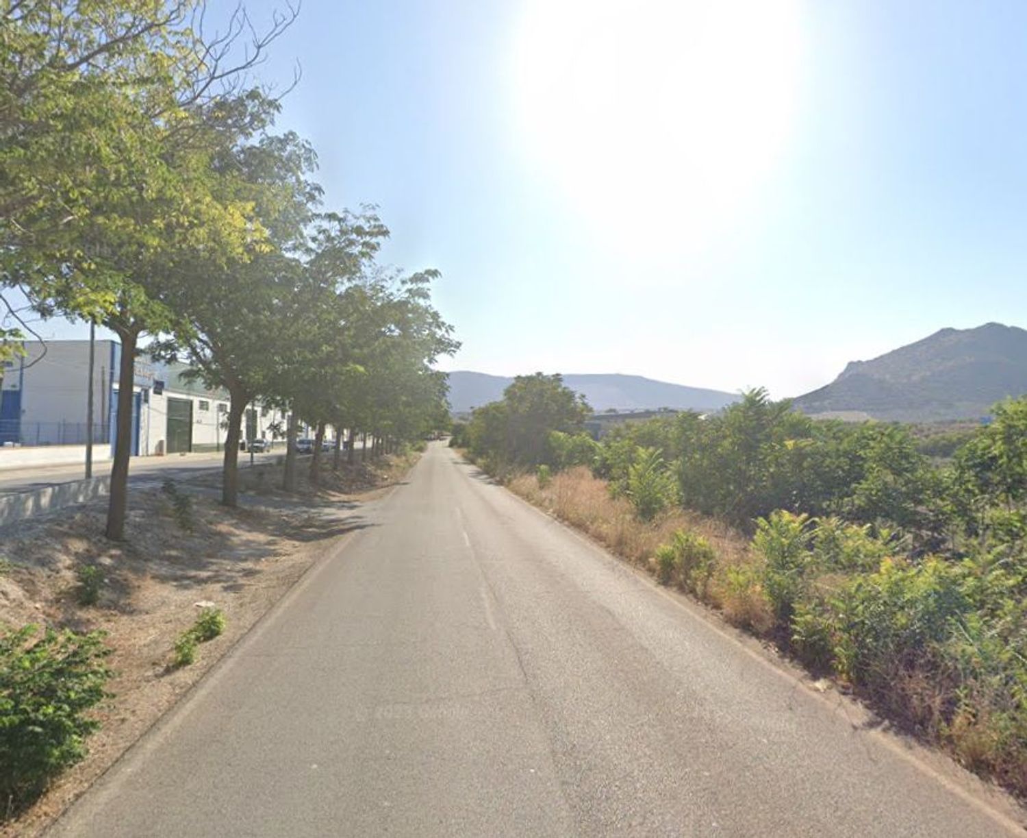 Nau industrial en venda a Lora de Estepa