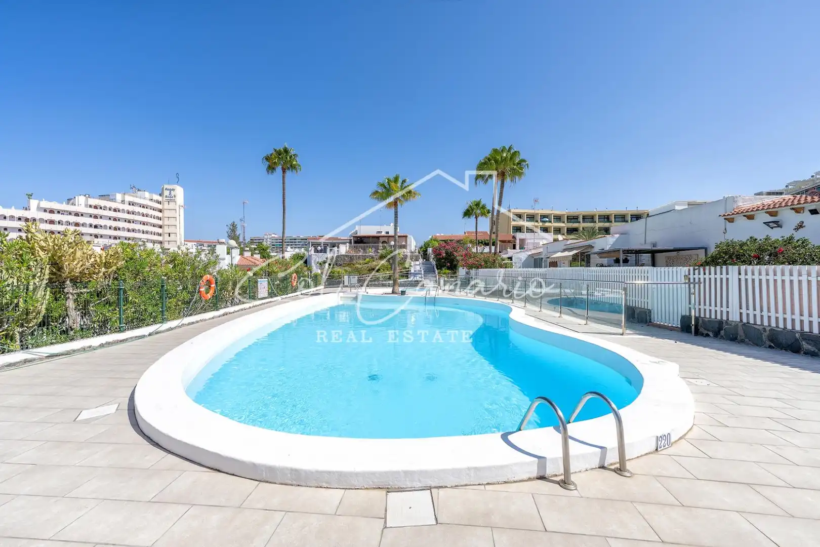 Villa avec piscine à louer à 35100