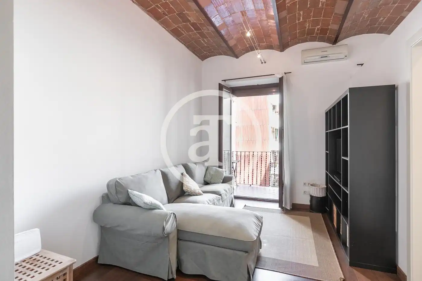 Sala de estar de Piso de alquiler en  Barcelona Capital con Aire acondicionado, Calefacción y Amueblado