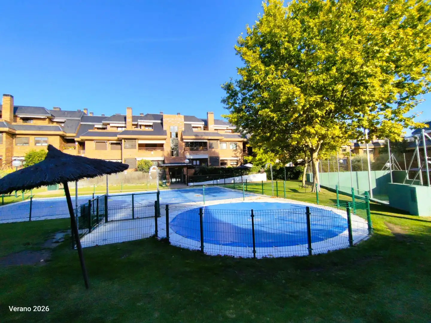 Piscina de Pis en venda en El Pinar - Punta Galea