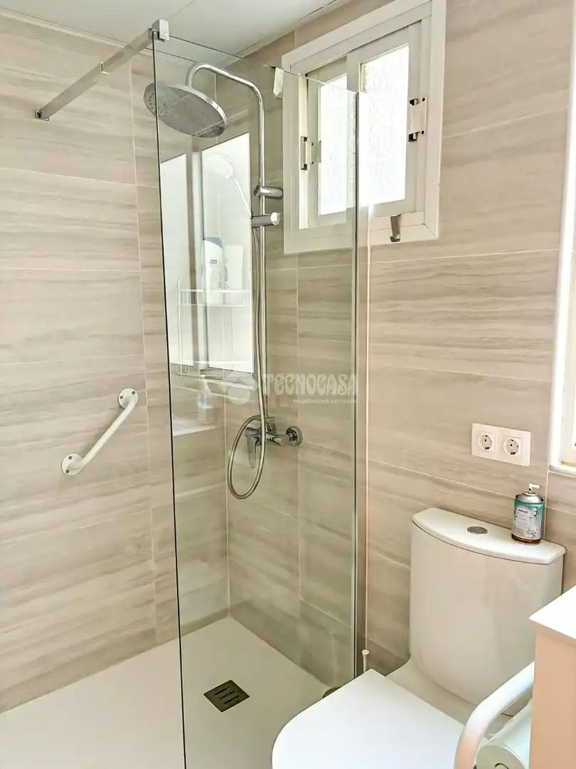 Bathroom of Flat for sale in Garrucha  with Air Conditioner