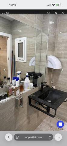 Local comercial en Venta en De Gènova en El Guinardó