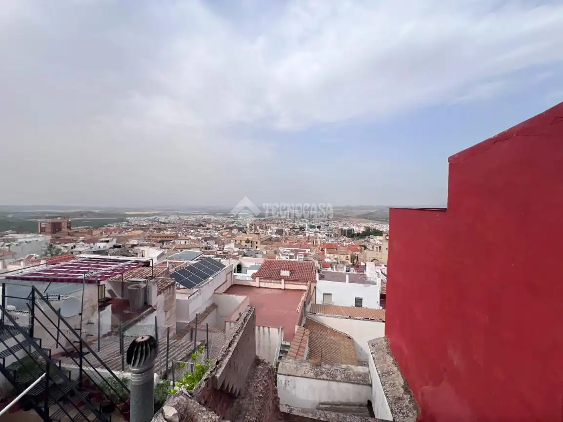 Casa adosada en venta en Ctra. Circunvalación - La Magdalena