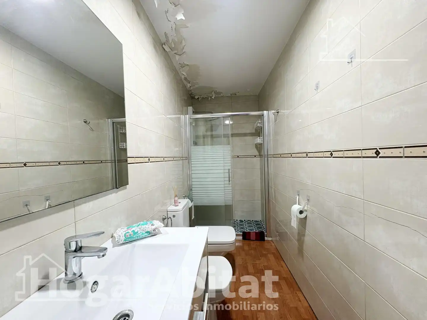 Baño de Casa o chalet en venta en Tavernes de la Valldigna con Terraza, Trastero y Amueblado