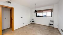 Flat for sale in  Granada Capital  with Parquet flooring