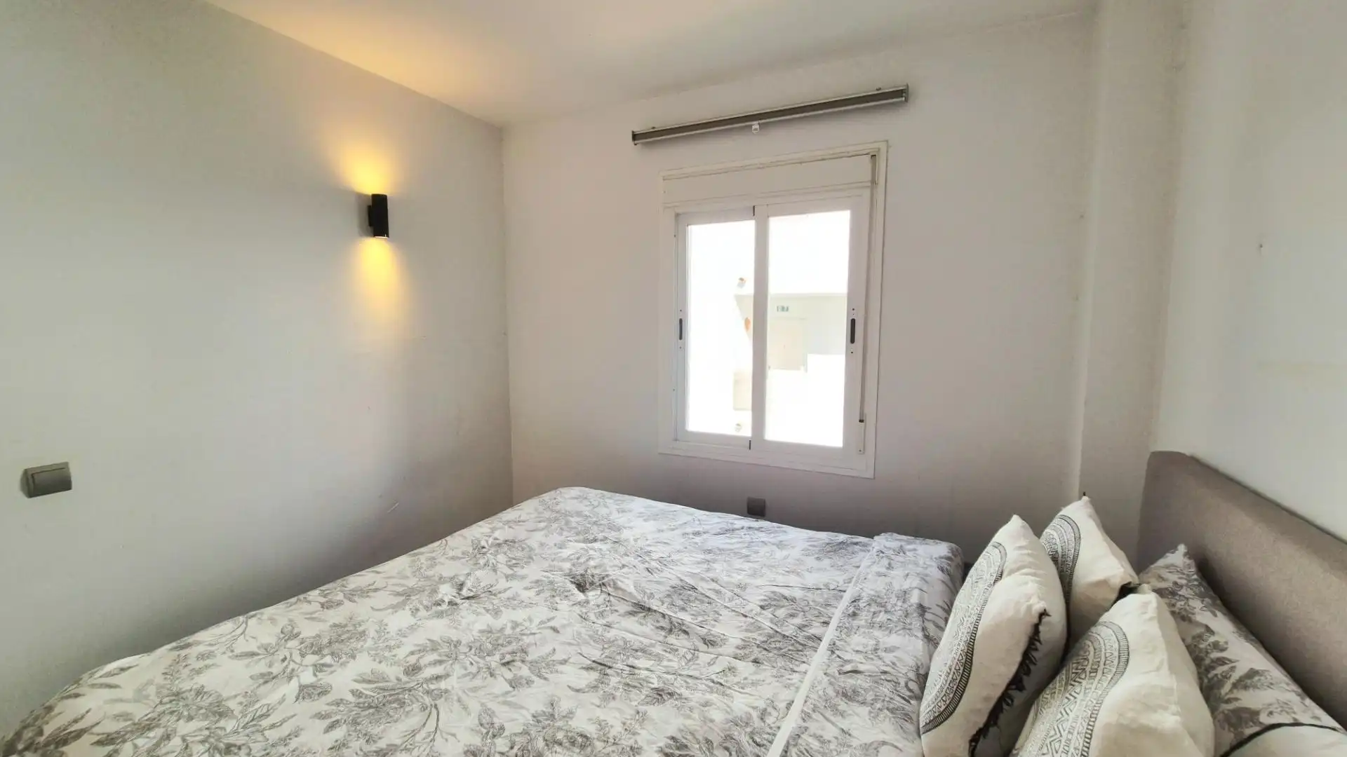 Dormitori de Apartament en venda en Nueva Andalucía