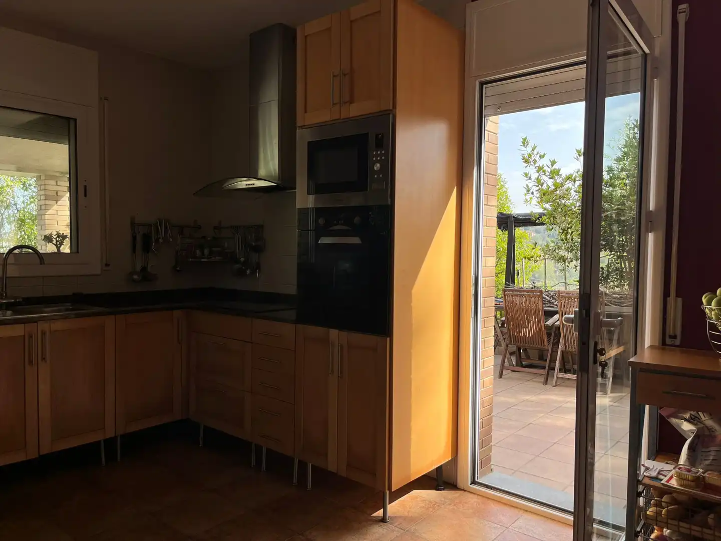 Cuina de Casa o xalet en venda en Vilanova del Vallès amb Calefacció, Jardí privat i Terrassa