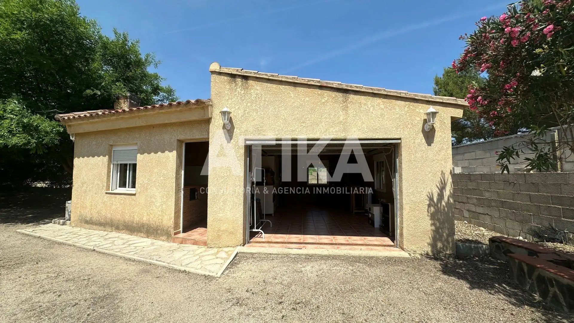 Vista exterior de Casa o chalet en venta en Ontinyent con Aire acondicionado, Jardín privado y Trastero
