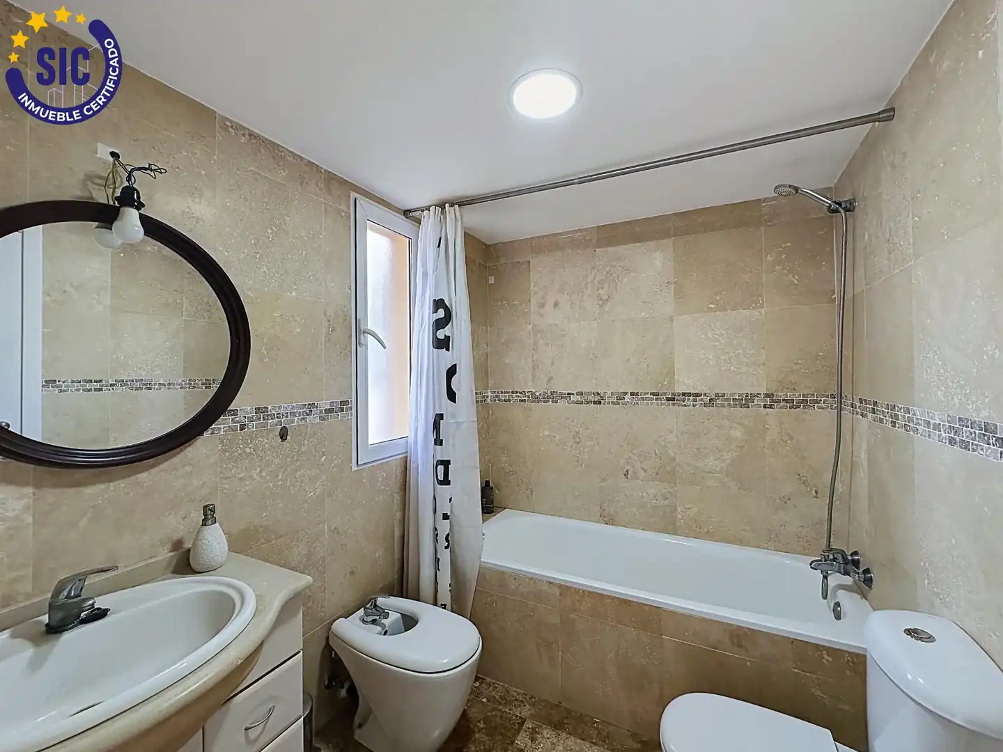 Chalet con jardín en venta en Calle JULIO ROMERO DE TORRES, imagen 17