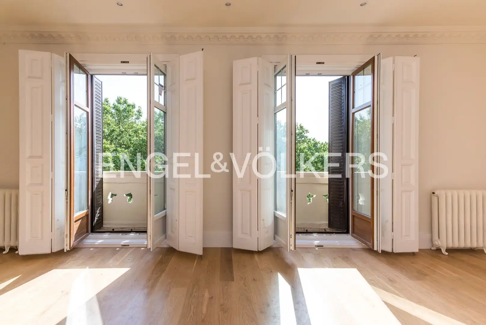 Flat with terrace to rent in Paseo del Prado, imagen 2