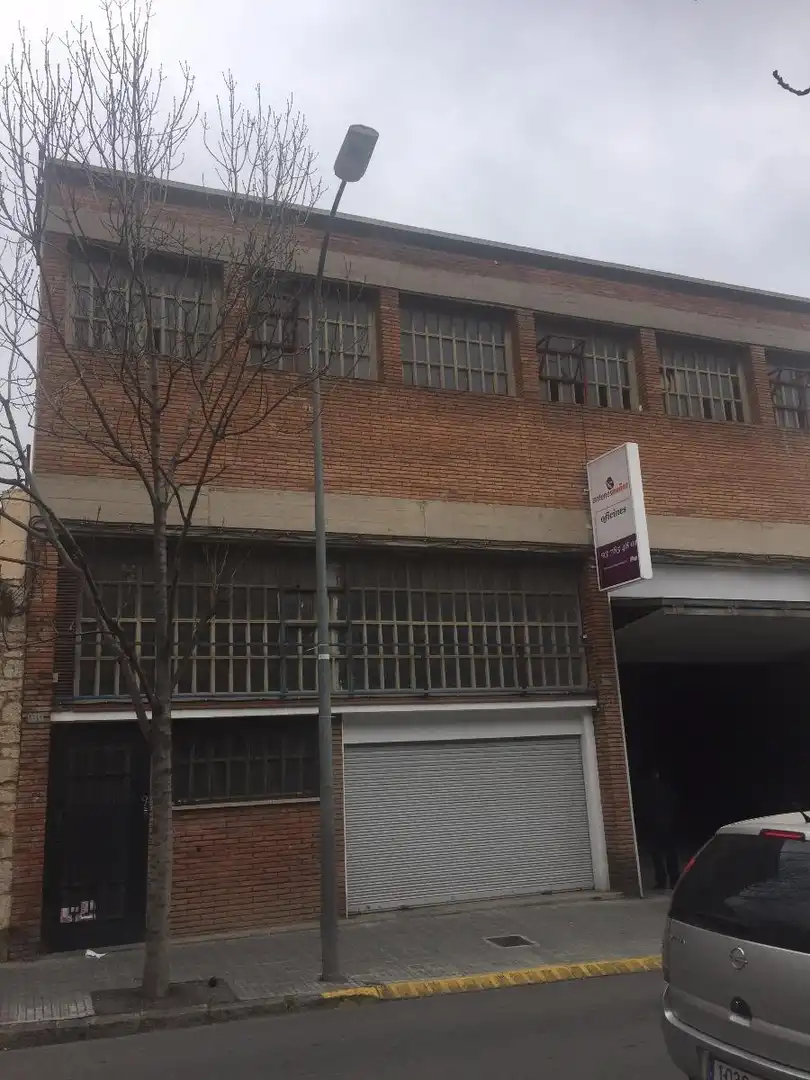 Fabrikhallen zur Miete in Cementiri Vell