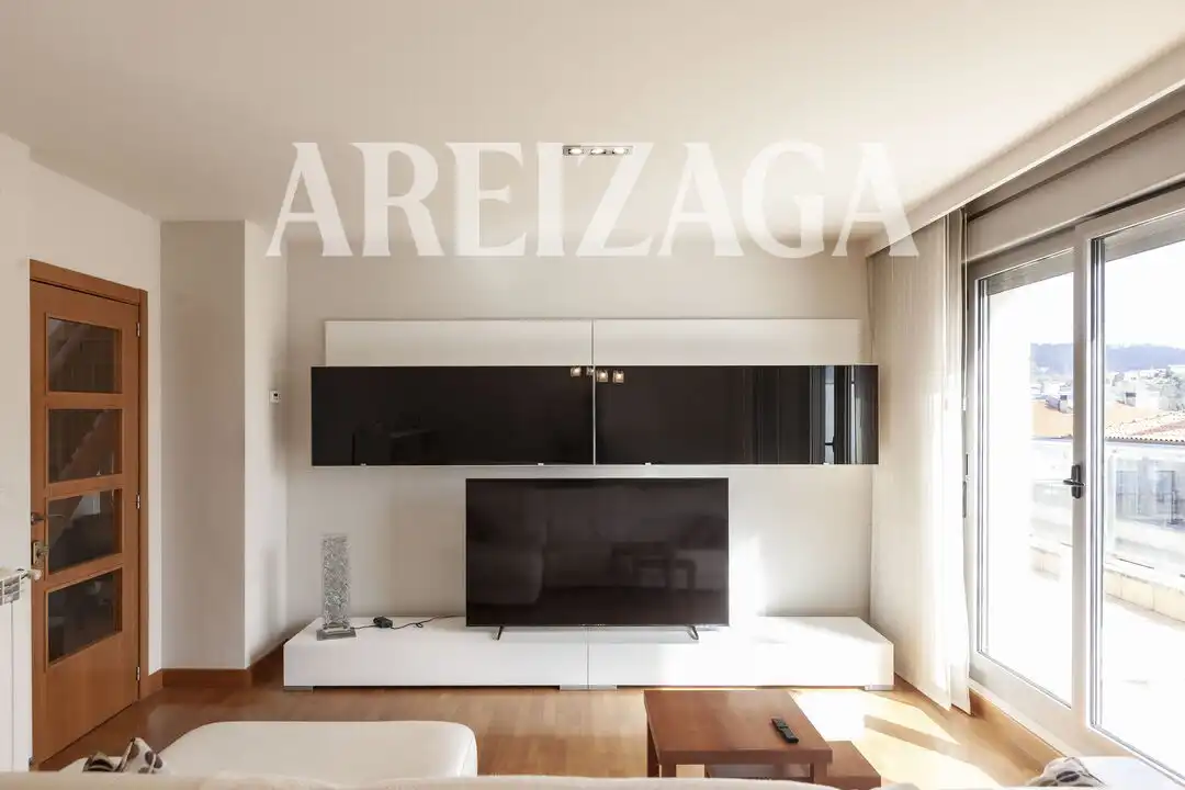 Wohnzimmer von Wohnung zum Verkauf in Donostia - San Sebastián  mit Heizung, Terrasse und Balkon