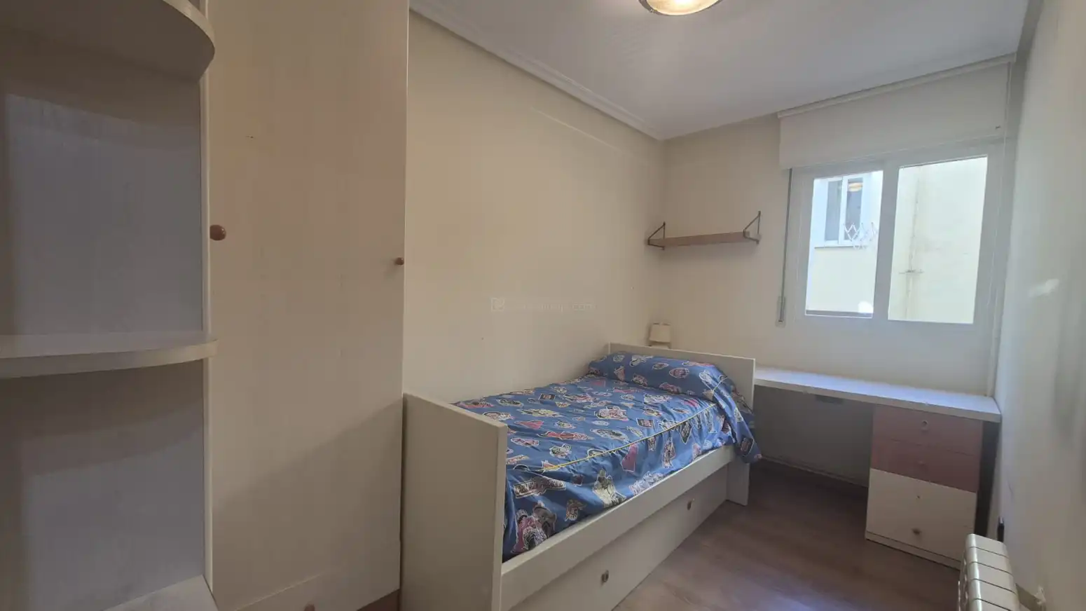 Bedroom of Flat for sale in  Logroño  with Heating, Parquet flooring and Storage room
