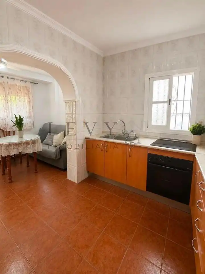 Detached house with garden for sale in Puerto de la Torre - Atabal, imagen 3