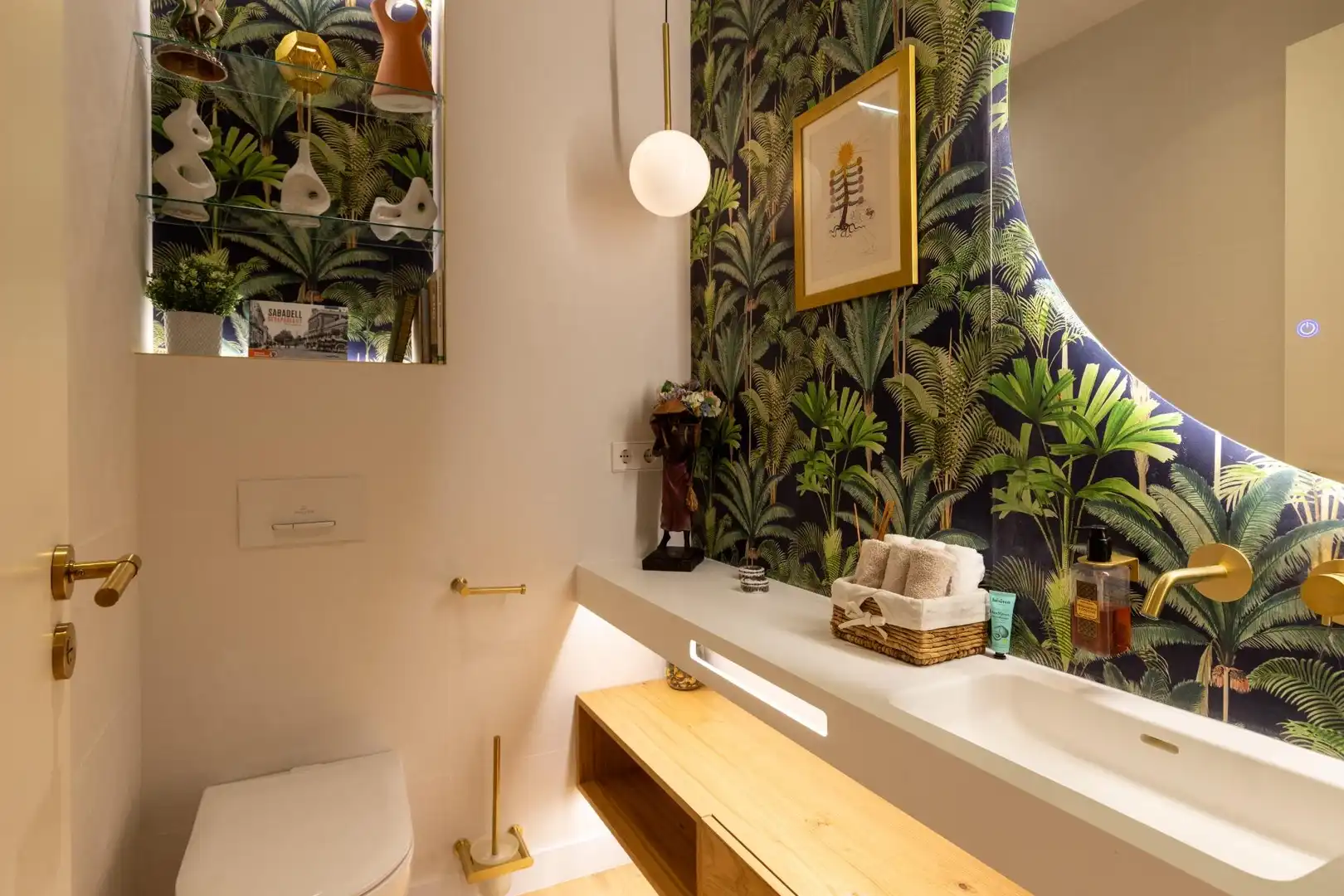 Badezimmer von Dachboden zum Verkauf in Sabadell mit Klimaanlage, Heizung und Parkett