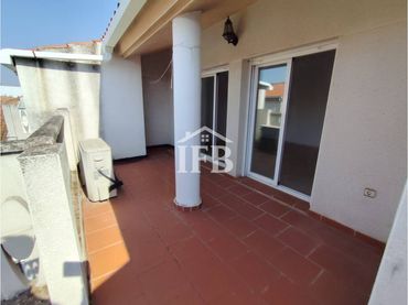 Doppelhaushälfte mit Pool zur Miete in Calle Castillo Zalamea de la Serena