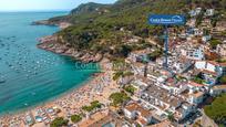 Vista exterior de Casa adosada en venda en Palafrugell amb Jardí privat, Terrassa i Forn