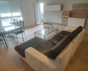 Living room of Flat for sale in Talavera de la Reina  with Heating, Parquet flooring and Terrace