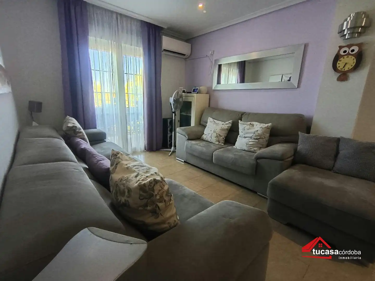 Living room of Flat for sale in Córdoba  with Air Conditioner, Terrace and Furnished