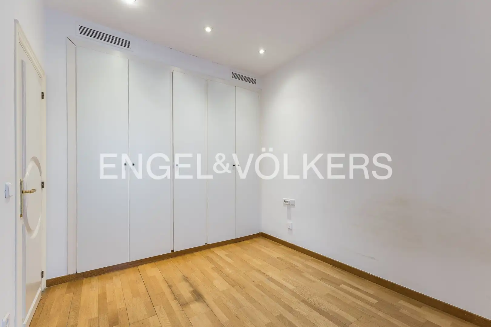 Comedor de Piso en venta en Barcelona con Aire acondicionado, Calefacción y Parquet