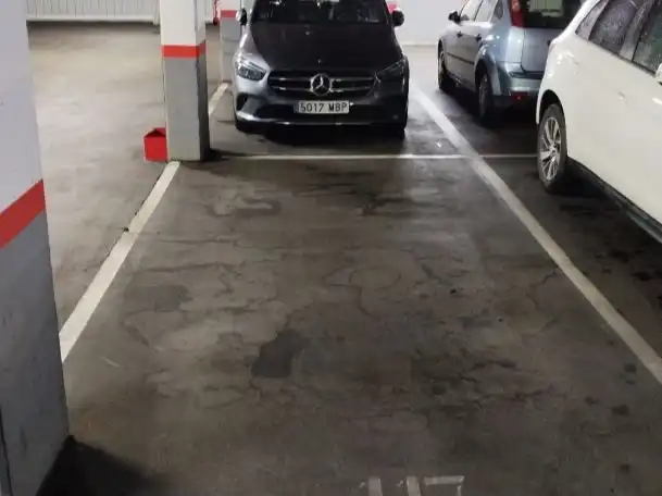 Parkplatz von Garage zur Miete in Coslada