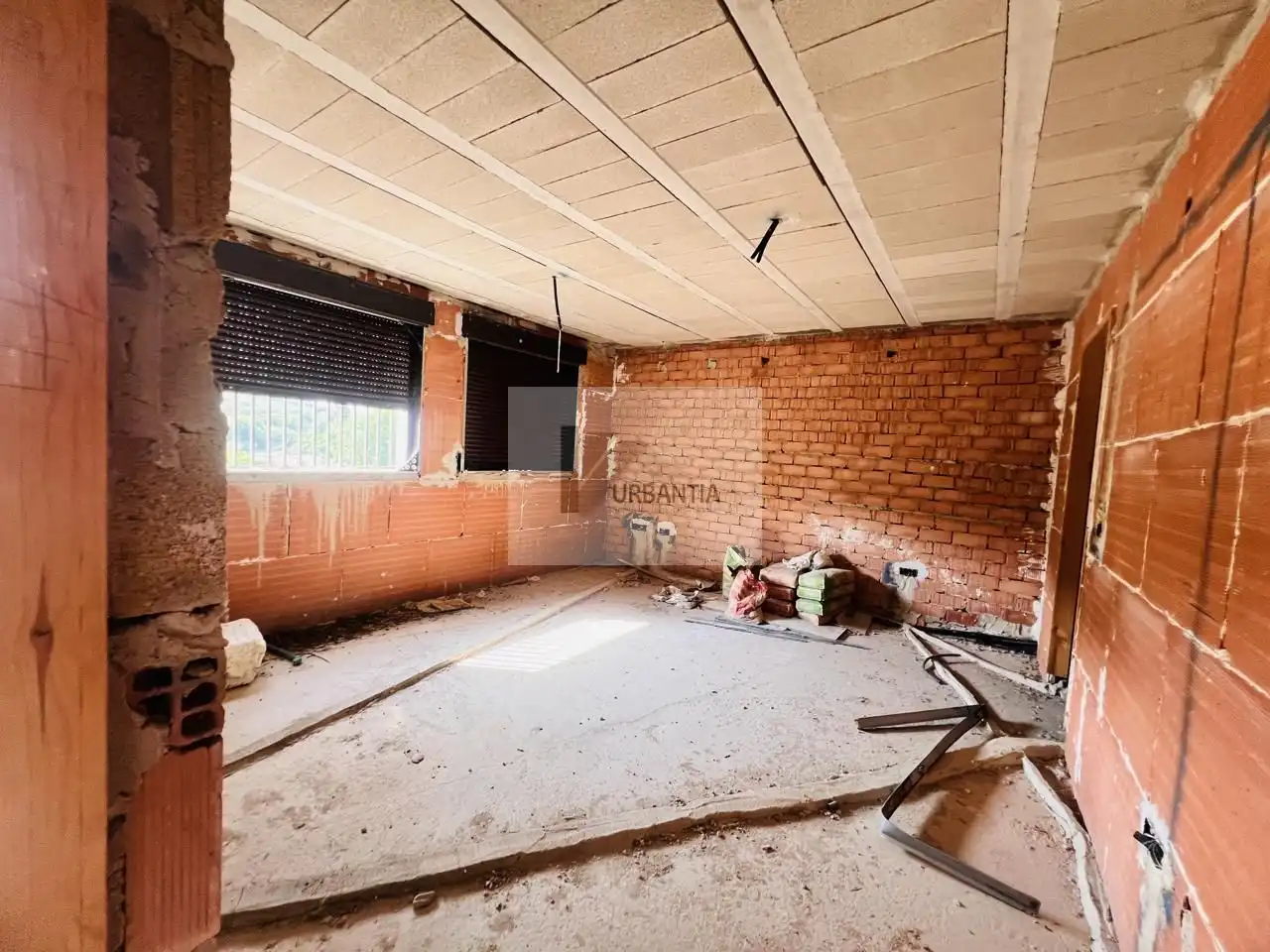 Einfamilien-Reihenhaus zum Verkauf in Torres del Río mit Privatgarten