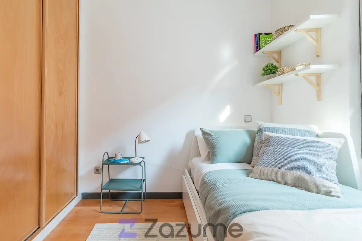 Flat for rent in C. del Divino Redentor, Valdeacederas