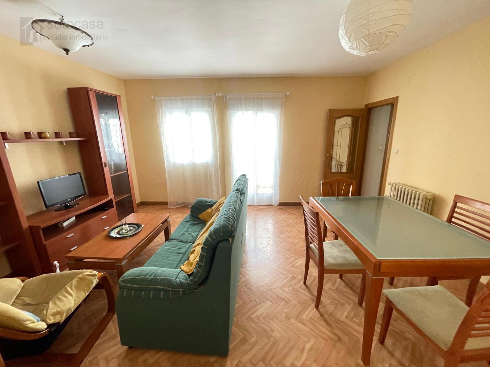 Bedroom of Flat to rent in Valladolid Capital  with Heating and Furnished