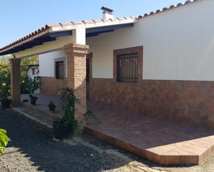 Vista exterior de Casa o xalet en venda en Hinojosa del Duque amb Calefacció i Jardí privat