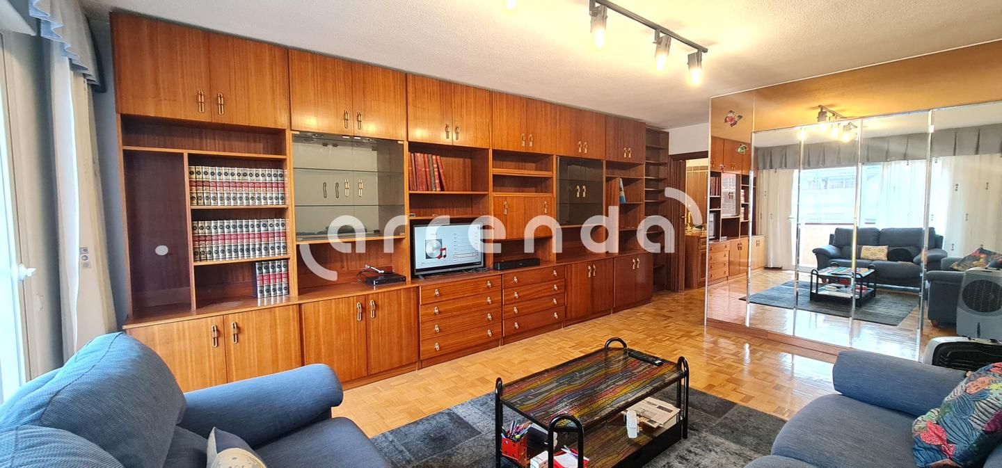 Living room of Flat to rent in Alcobendas  with Terrace and Furnished