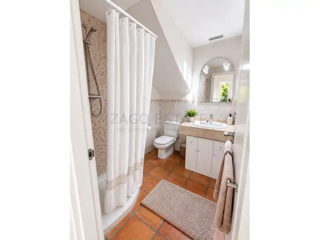 Duplex to rent in Calle Berlin, imagen 4