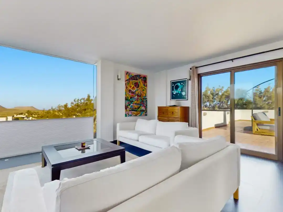 Sala d'estar de Finca rústica en venda en La Oliva amb Jardí privat i Piscina