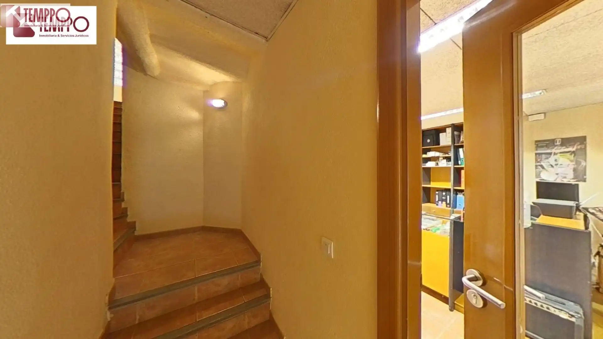 Casa adosada en venta en Carrer MURALLA, Centre